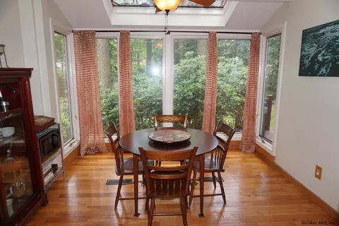 22 Teaberry Pl, Malta, NY 12020 photo 9