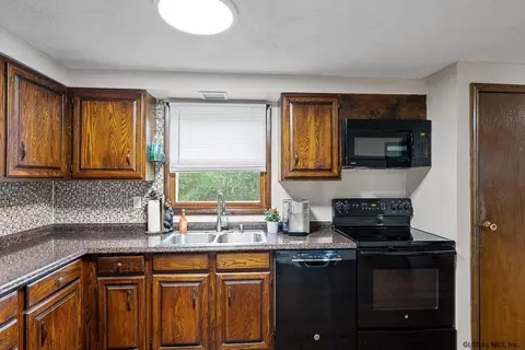 489 Albany Bush Rd, Mohawk, NY 12095 photo 32