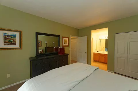 511 Apex Ln, Troy, NY 12182 photo 15