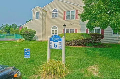 511 Apex Ln, Troy, NY 12182 photo 31