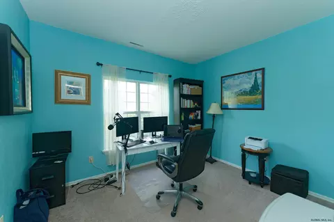 511 Apex Ln, Troy, NY 12182 photo 18