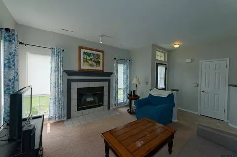 511 Apex Ln, Troy, NY 12182 photo 8