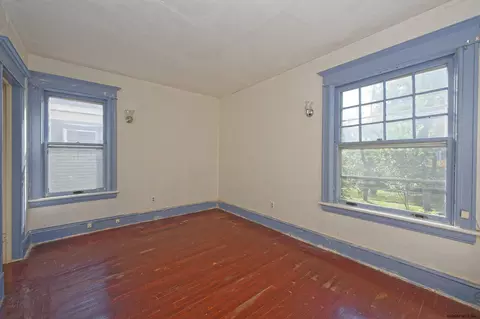 1069 Waverly Pl, Schenectady, NY 12308 photo 22