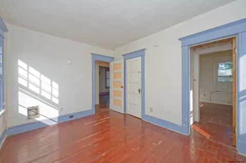 1069 Waverly Pl, Schenectady, NY 12308 photo 23