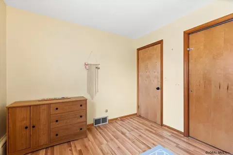 1224 Hendrickson Ave, Schenectady, NY 12309 photo 24