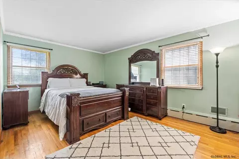 1224 Hendrickson Ave, Schenectady, NY 12309 photo 19