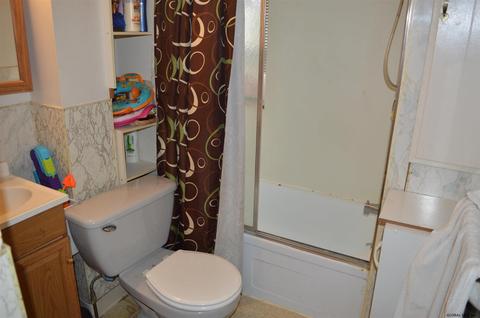 1517 Devine St, Schenectady, NY 12308 photo 16