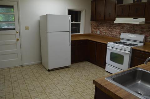 1517 Devine St, Schenectady, NY 12308 photo 8
