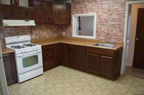 1517 Devine St, Schenectady, NY 12308 photo 6