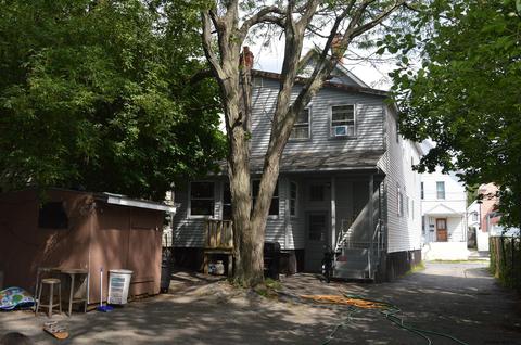 1517 Devine St, Schenectady, NY 12308 photo 3