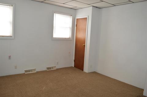 1517 Devine St, Schenectady, NY 12308 photo 12