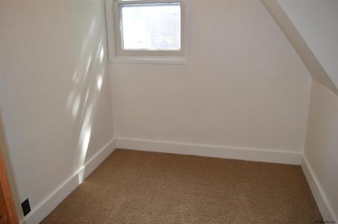 1517 Devine St, Schenectady, NY 12308 photo 13