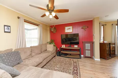 544 Harrison Ave, Schenectady, NY 12306 photo 7