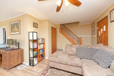 544 Harrison Ave, Schenectady, NY 12306 photo 8