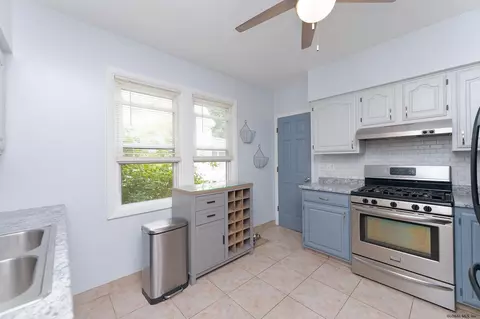 544 Harrison Ave, Schenectady, NY 12306 photo 14