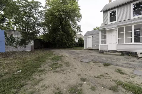 9 Chestnut St, Schenectady, NY 12307 photo 51