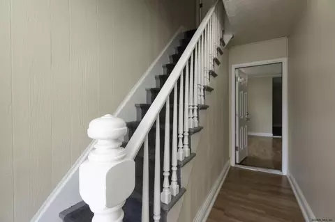 9 Chestnut St, Schenectady, NY 12307 photo 27