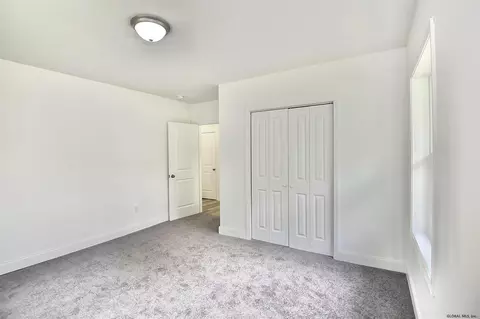 37 Ray St, Schenectady, NY 12309 photo 23