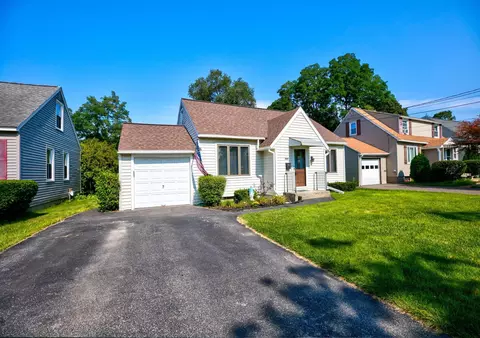 313 Nimitz Rd, Schenectady, NY 12304 photo 30