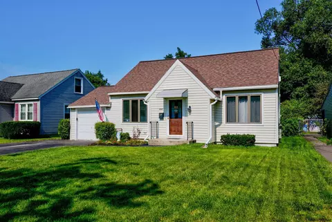 313 Nimitz Rd, Schenectady, NY 12304 photo 1