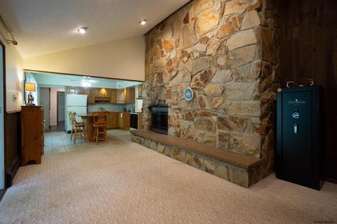 9 Pineview Ln, Clifton Park, NY 12065 photo 14
