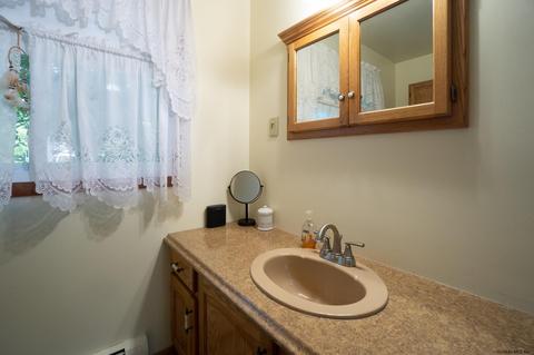 9 Pineview Ln, Clifton Park, NY 12065 photo 31