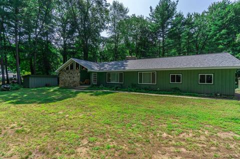 9 Pineview Ln, Clifton Park, NY 12065 photo 2
