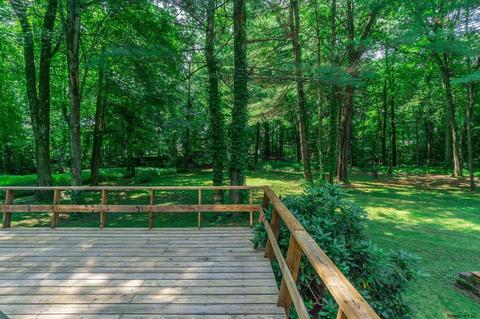 9 Pineview Ln, Clifton Park, NY 12065 photo 39