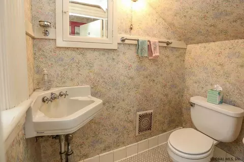 10 Front St, Schenectady, NY 12305 photo 23