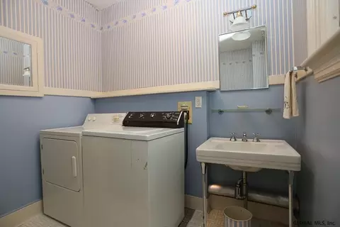 10 Front St, Schenectady, NY 12305 photo 39