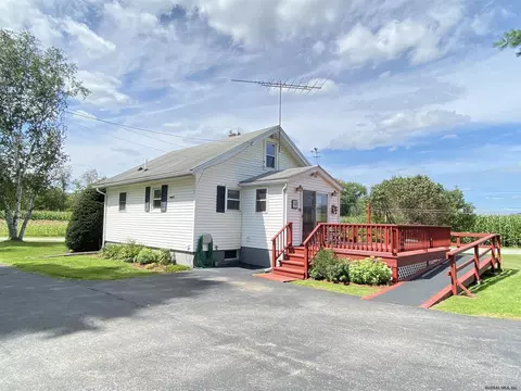 34 Crescent Rd, Eagle Bridge, NY 12057 photo 5