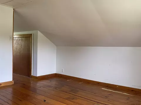 34 Crescent Rd, Eagle Bridge, NY 12057 photo 31