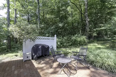 11 Willow Dr, Delmar, NY 12054 photo 43