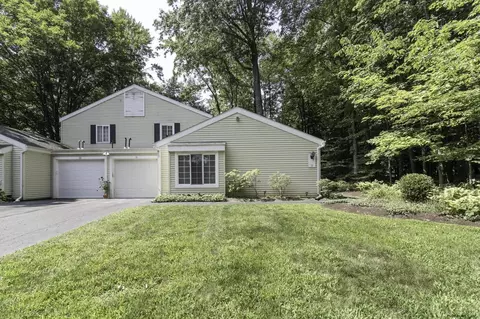 11 Willow Dr, Delmar, NY 12054 photo 1
