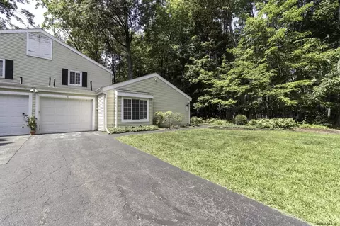 11 Willow Dr, Delmar, NY 12054 photo 51