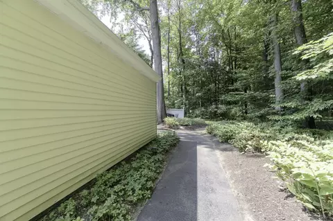 11 Willow Dr, Delmar, NY 12054 photo 50