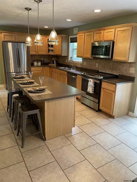 24 Willowbrook Ter, Halfmoon, NY 12065 photo 11
