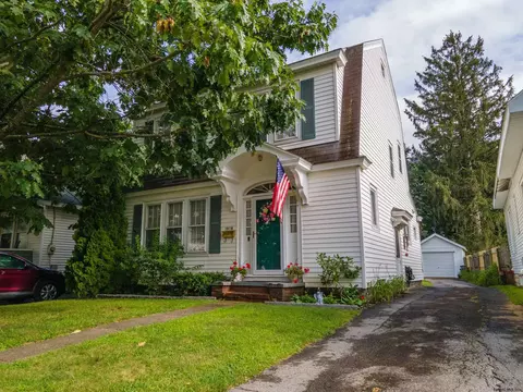 1918 Osterlitz Ave, Schenectady, NY 12306 photo 1