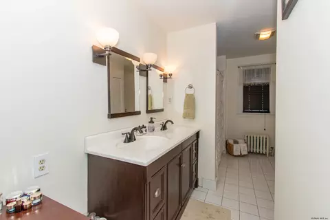 1918 Osterlitz Ave, Schenectady, NY 12306 photo 21