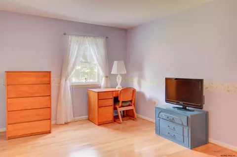 3286 E Old State Rd, Schenectady, NY 12303 photo 35
