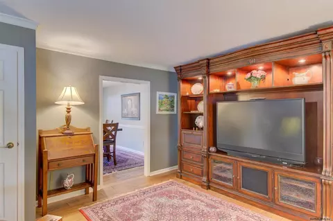 3286 E Old State Rd, Schenectady, NY 12303 photo 9