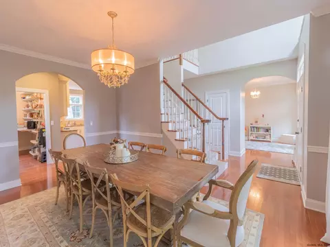 14 Devonshire Way, Halfmoon, NY 12065 photo 8