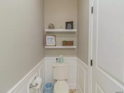 14 Devonshire Way, Halfmoon, NY 12065 photo 52