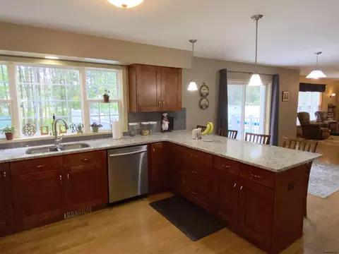 219 Drummond Dr, Ballston Spa, NY 12020 photo 9