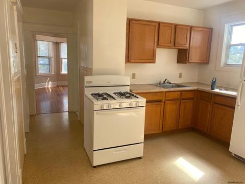 1114 Webster St, Schenectady, NY 12303 photo 10