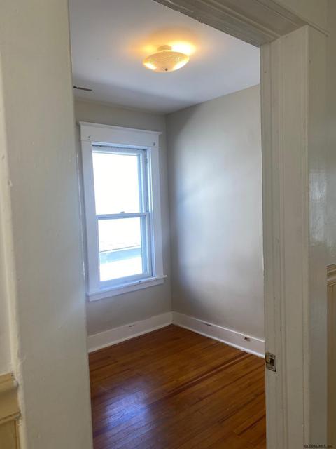 1114 Webster St, Schenectady, NY 12303 photo 22