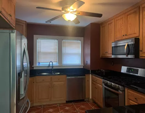 1102 Keyes Ave, Schenectady, NY 12309 photo 3