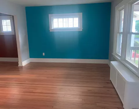 1102 Keyes Ave, Schenectady, NY 12309 photo 8