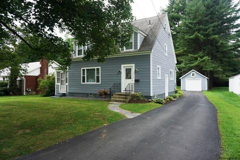 124 Brookside Ave, Cobleskill, NY 12043 photo 2