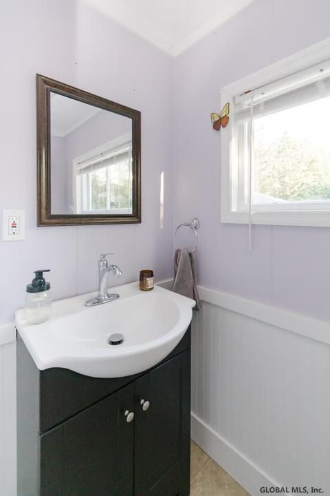 520 Kenwood Ave, Delmar, NY 12054 photo 10